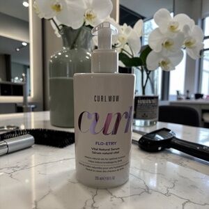 Curl Wow FLO-ETRY Vital Natural Serum